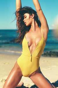 Stephanie Rayner 53ZqgGbF o 370911