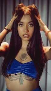 Maria Becerra desnuda