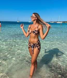 Laura Gomez Pozo  (Profesora de tiktok)