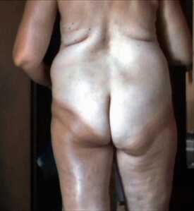 07 nude